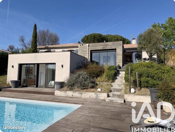 Propriété 5 pièces 178 m²
