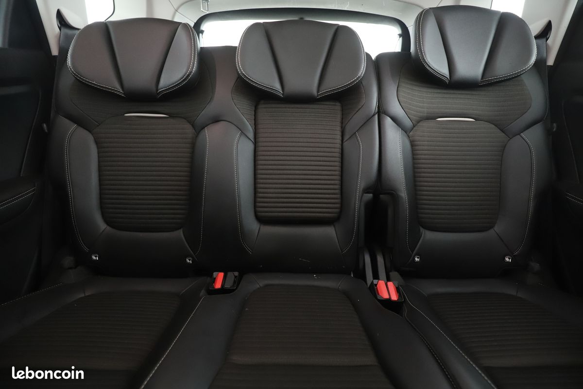 Renault Scénic 1.6 dCi Energy Edition One EDC 160 ch (image 9)