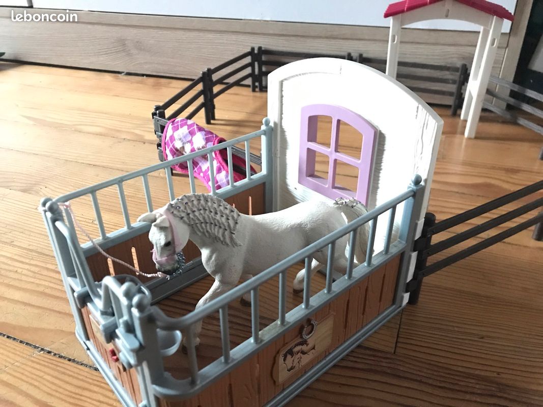 SCHLEICH Box chevaux (image 2)
