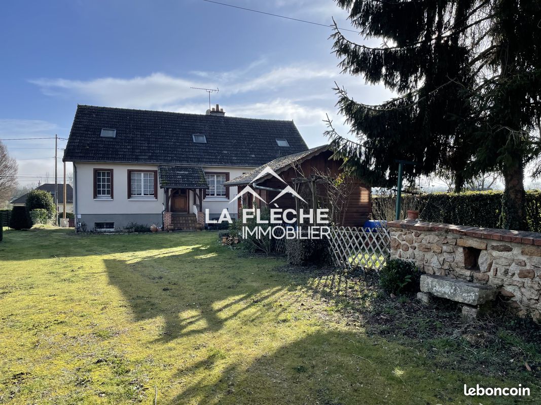 Maison 8 pièces 218 m² · à La Flèche · 218 m² · 199 500 €