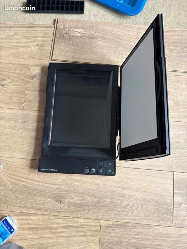 Scanner V330 Photo (image 2)