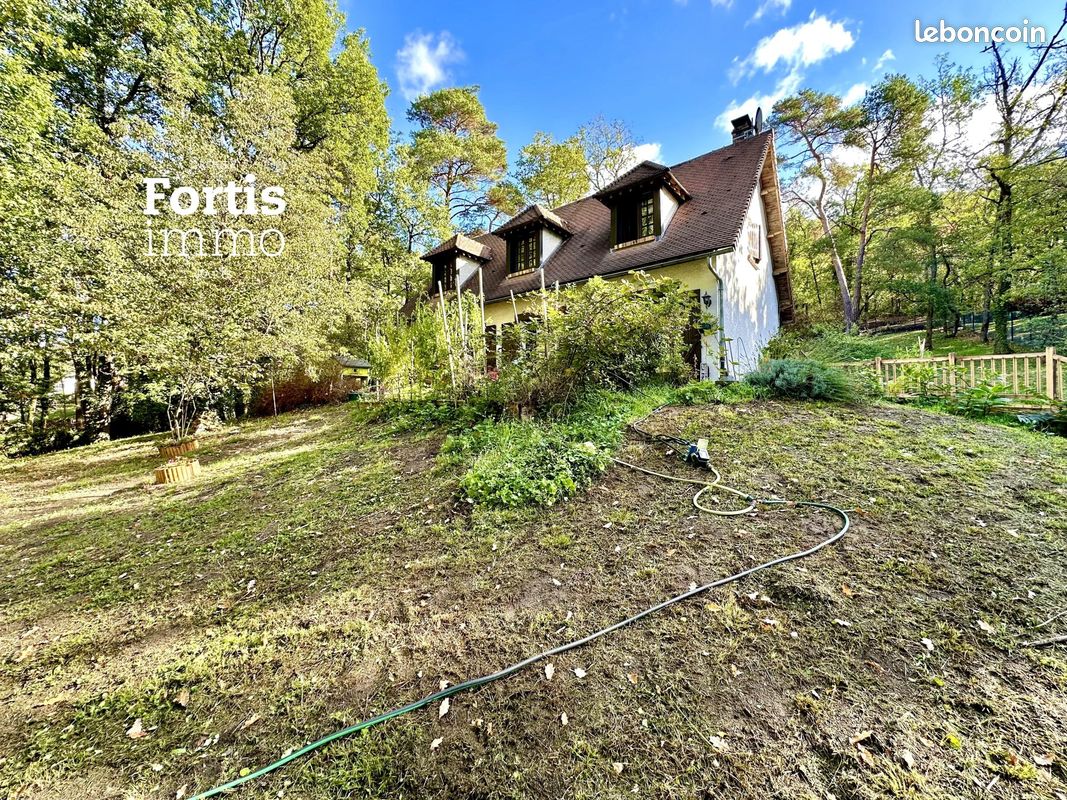 Maison 5 pièces 120 m² · à Buno-Bonnevaux · 120 m² · 325 000 €