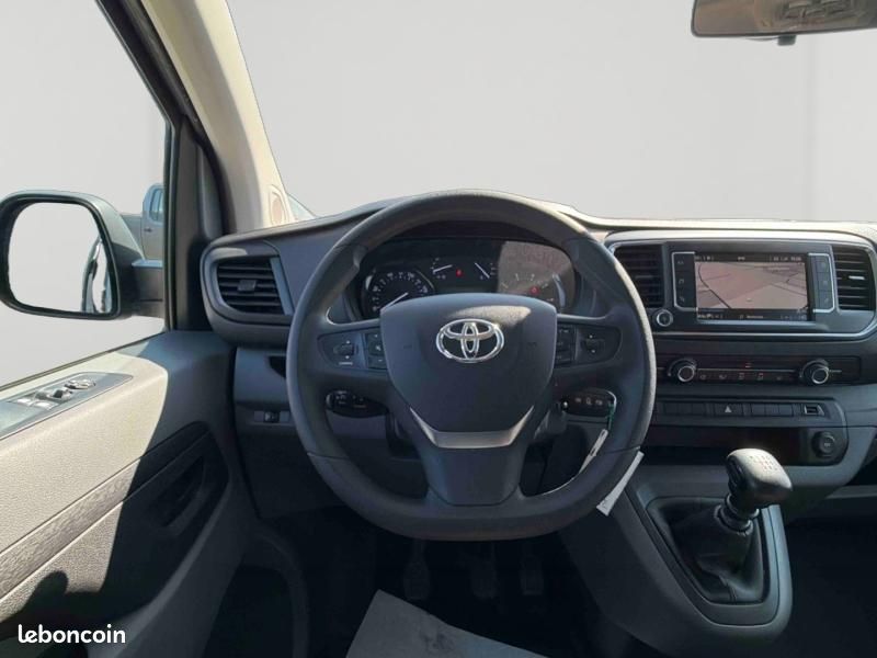 Toyota PROACE Combi Long 1.5 120 D-4D Dynamic RC21 (image 11)