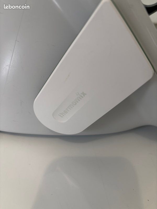 Thermomix TM5 avec clé cookido et découpe légumes (image 6)