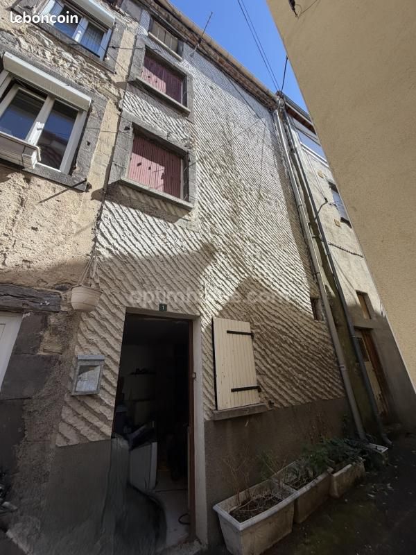 Maison 4 pièces 80 m² · à Mur-sur-Allier · 80 m² · 59 900 €