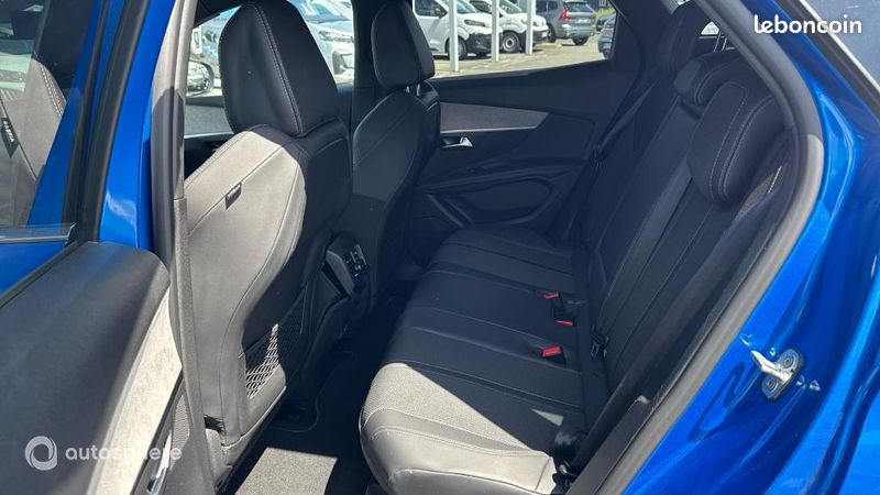Peugeot 3008 1.2 PureTech 130ch S&S GT EAT8 (image 13)