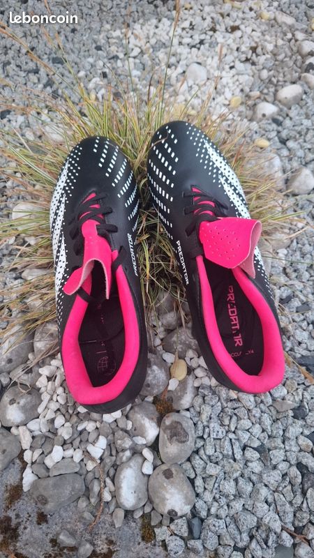 Adidas Predator (image 1)