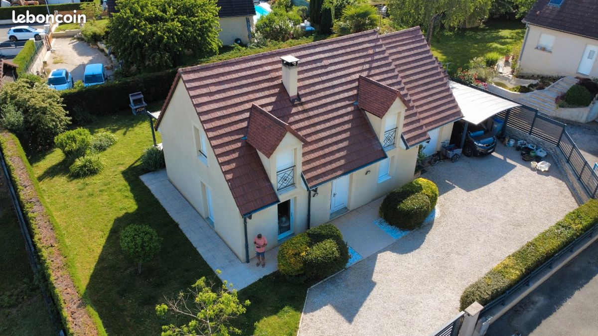 Maison 4 pièces 120 m² · à Champvans · 120 m² · 299 000 €
