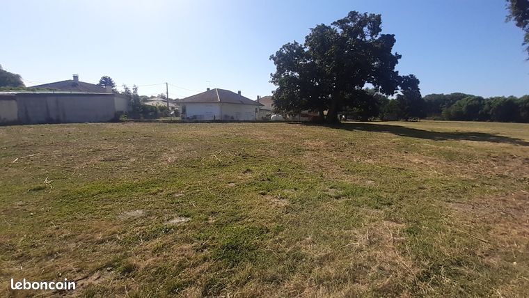 Terrain 2200 m² Tarbes