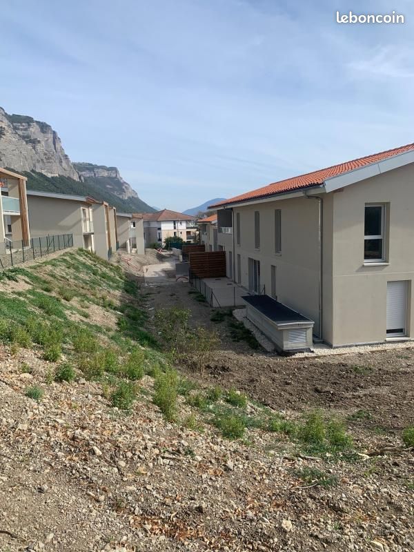 Appartement 2 pièces 42 m² · à Bernin · 42 m² · 542 €/mois