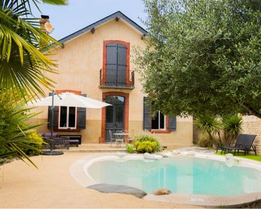 Villa hyper centre avec piscine