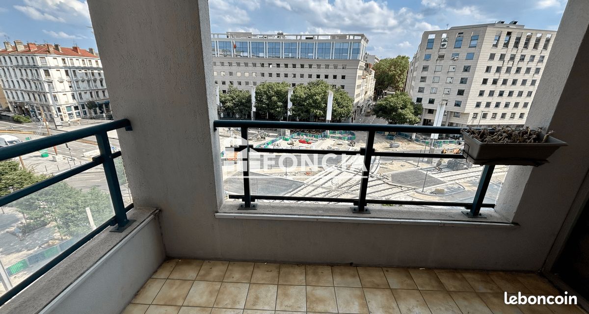 Appartement 3 pièces 63 m² · à Villeurbanne · 63 m² · 986 €