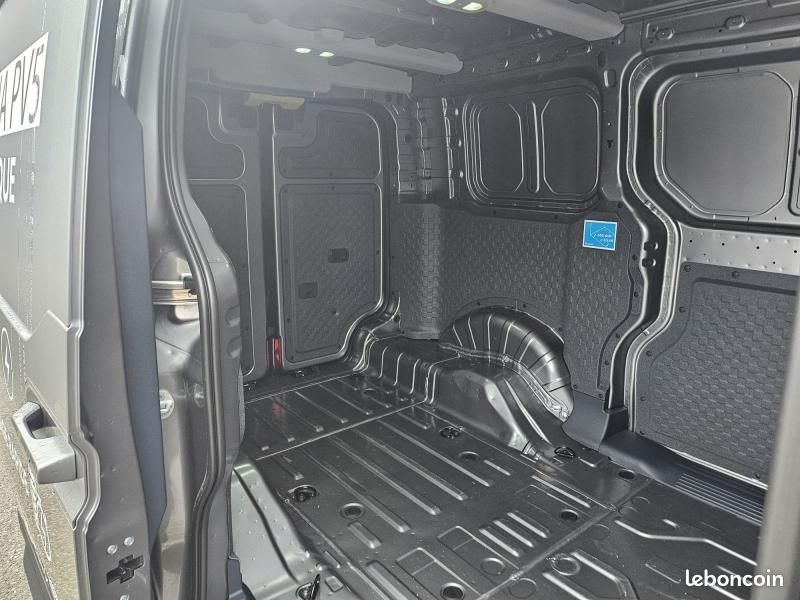 Kia PV5 Cargo L 163ch 71,2kWh Plus (image 11)
