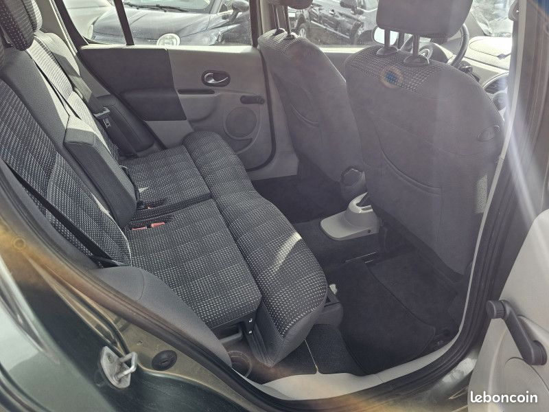 Renault MODUS 1.6 16V 110CH CONFORT PACK CLIM DYNAMIQUE (image 2)