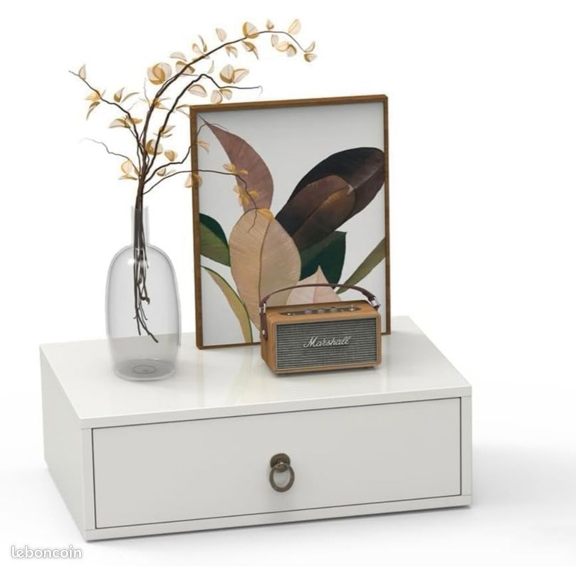Table de nuit ou etagere murale (image 1)