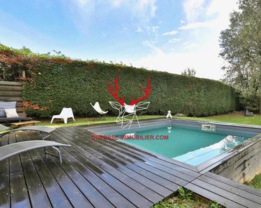 Maison 750 000 € - 233 m²