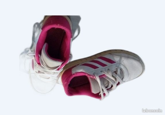 Basket fille ADIDAS taille 30 (image 1)