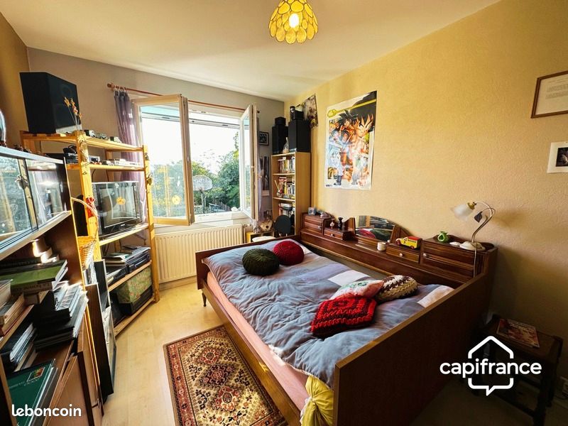 Maison 4 pièces 140 m² - Civray 86400 (image principale 12)
