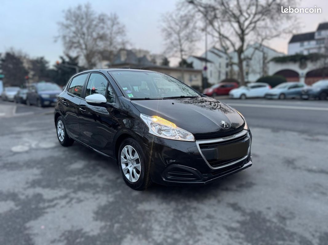 PEUGEOT 208 1.2 VTi 68ch BVM5 Like (image 2)