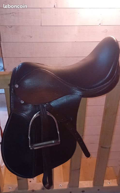 Selle cuir marron (image 1)