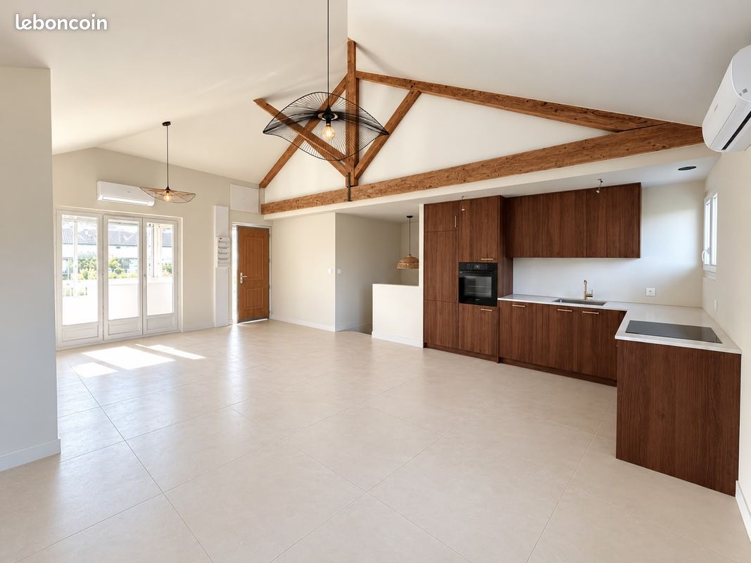 Maison 4 pièces 100 m² · à Chassieu · 100 m² · 1 780 €/mois