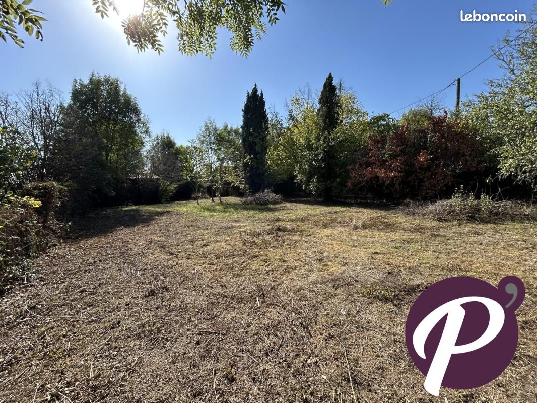Terrain 895 m² Prigonrieux · 24 000 €