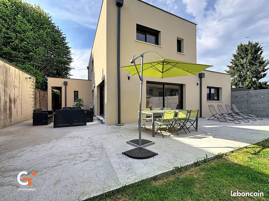 Maison 6 pièces 156 m² · à Le Mesnil-Esnard · 156 m² · 610 000 €