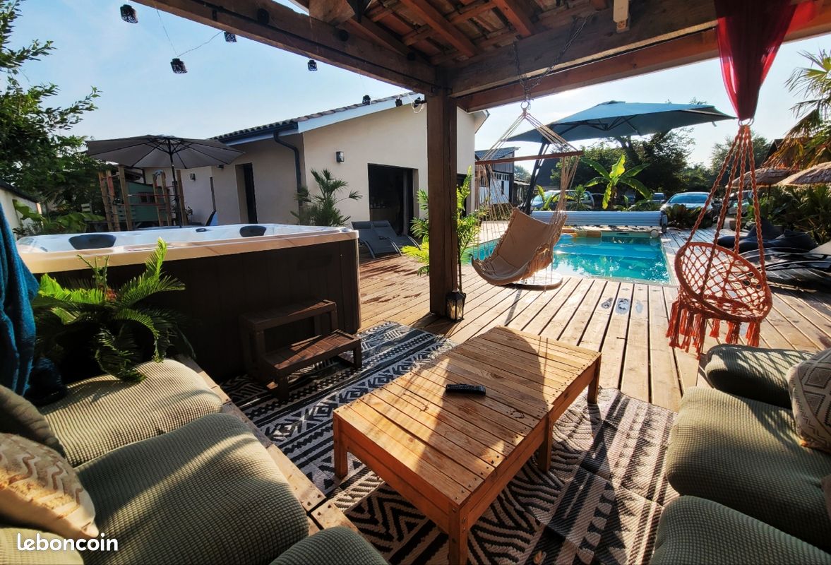 Maison 5 pièces 137 m² · à Sainte-Eulalie-en-Born · 137 m² · 485 000 €