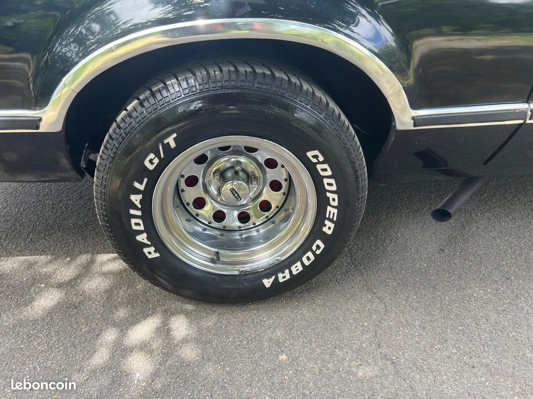 Ford Thunderbird v8 (image 9)