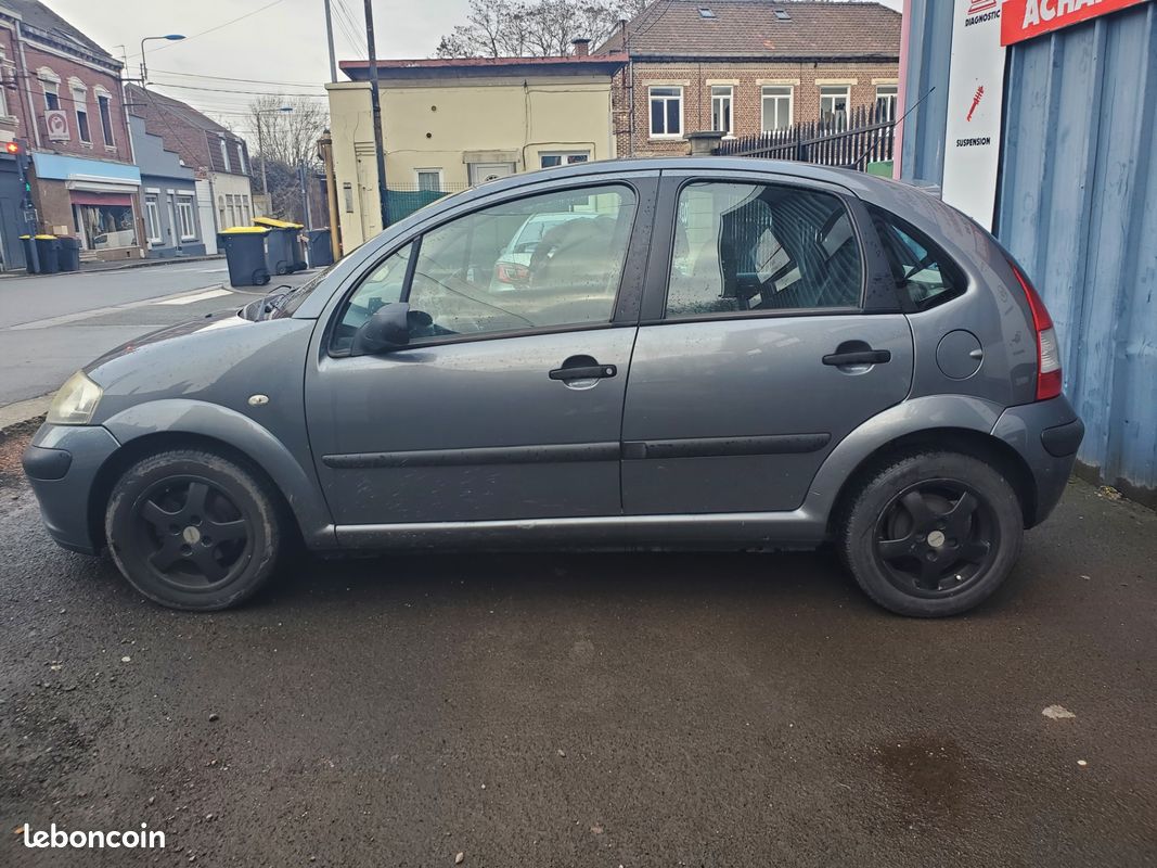 Citroën C3 phase 2 1.4 HDi70 Exclusive toit panoramique ouvrant Ct  Ok/Révisée - Voitures