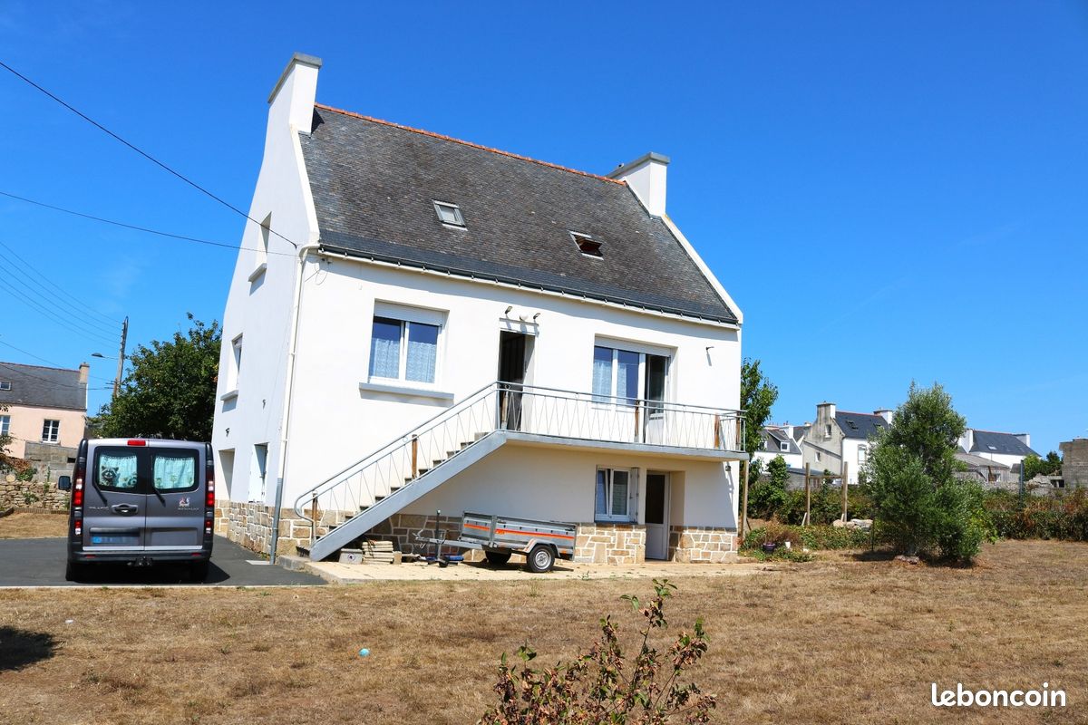 Maison 8 pièces 143 m² · à Plouhinec · 143 m² · 288 000 €