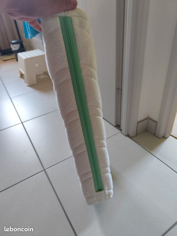Matelas bébé et plan incliné (image 5)