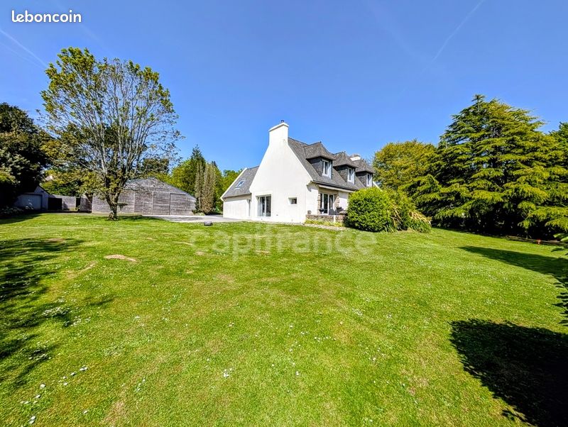 Maison 6 pièces 173 m² · à Loperhet · 173 m² · 484 000 €