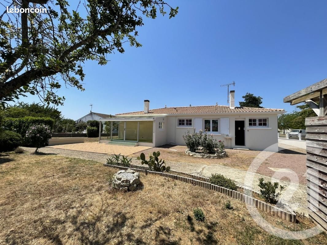 Maison 4 pièces 77 m² · à Angles · 77 m² · 286 300 €