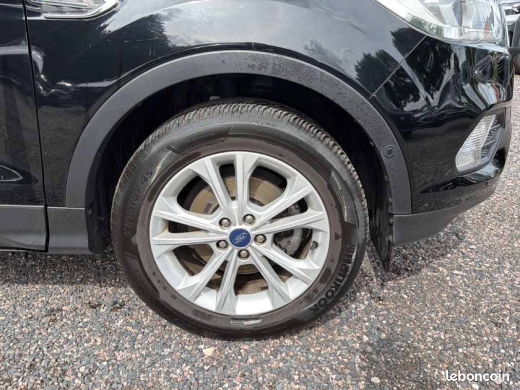 FORD KUGA 1.5 tdci 120 titanium 4x2 euro6.2 (image 9)