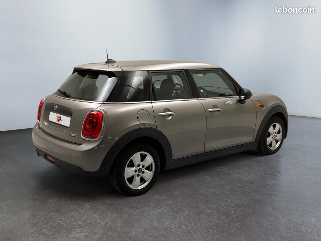 Salt Reference Mini 5 portes HATCH Mini One D 95 ch Finition Salt - Voitures