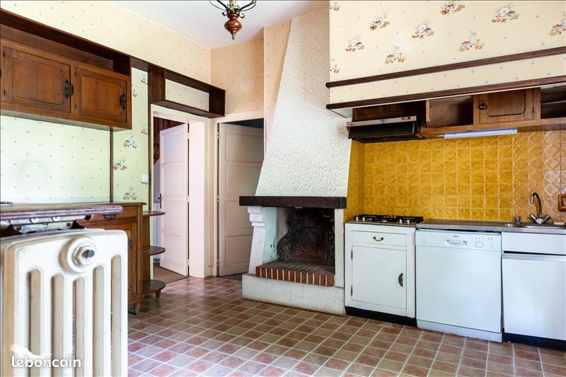 Maison de ville 7 pièces 137 m² - Arnac-Pompadour 19230 (image principale 4)