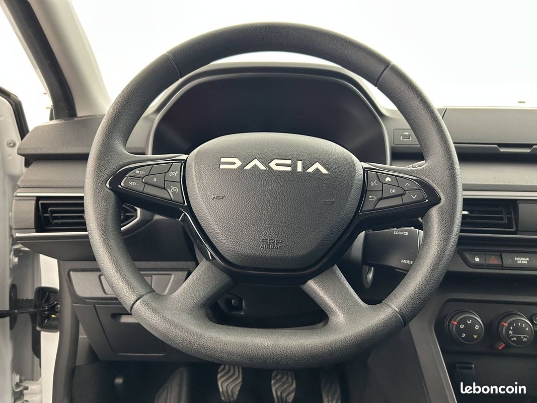 DACIA Sandero ECO-G 100 Essential (image 15)