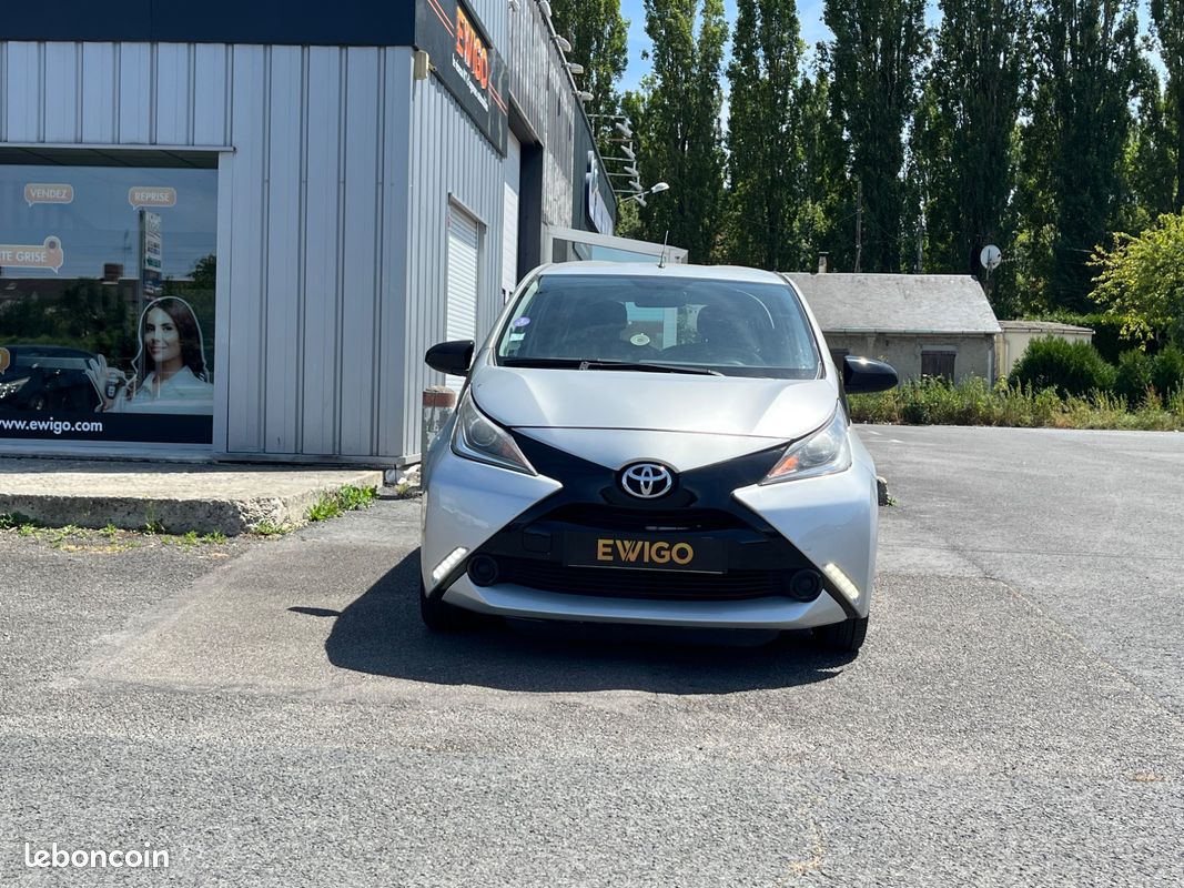 TOYOTA AYGO 1.0 VVTI 70 *RIEN A PREVOIR - MOTEUR A CHAINE - CAMERA DE RECUL - CLIMATISATIOn (image 6)