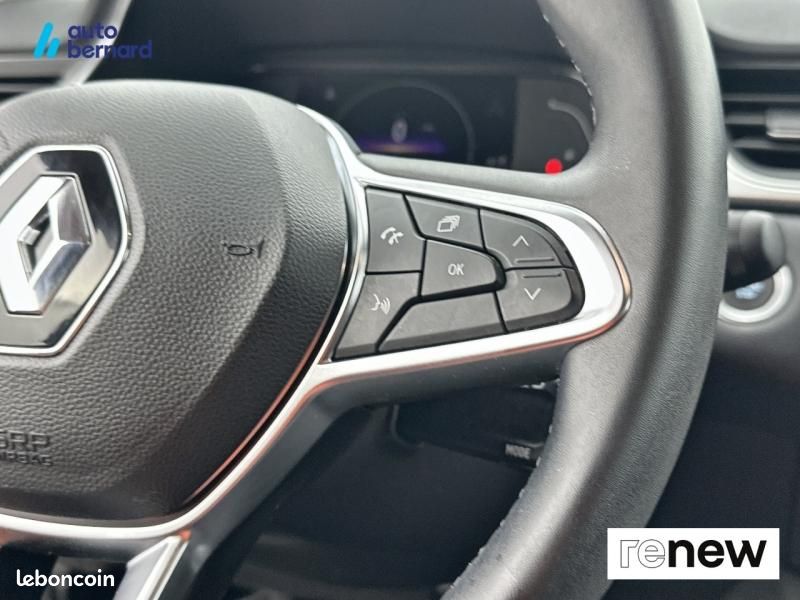 Renault Captur 1.6 E-Tech hybride 145ch Intens -21 (image 18)
