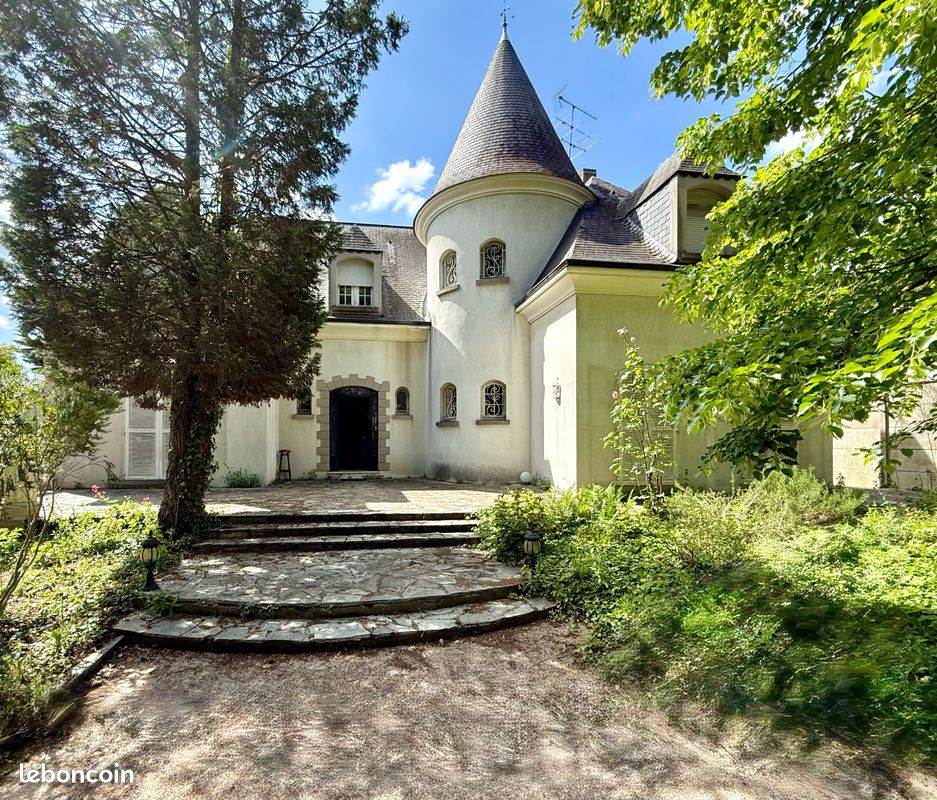 Maison 9 pièces 316 m² · à Morsang-sur-Orge · 316 m² · 949 000 €