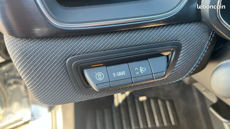 Renault Captur 1.8 E-Tech full hybrid 160ch esprit Alpine - 26 (image 32)