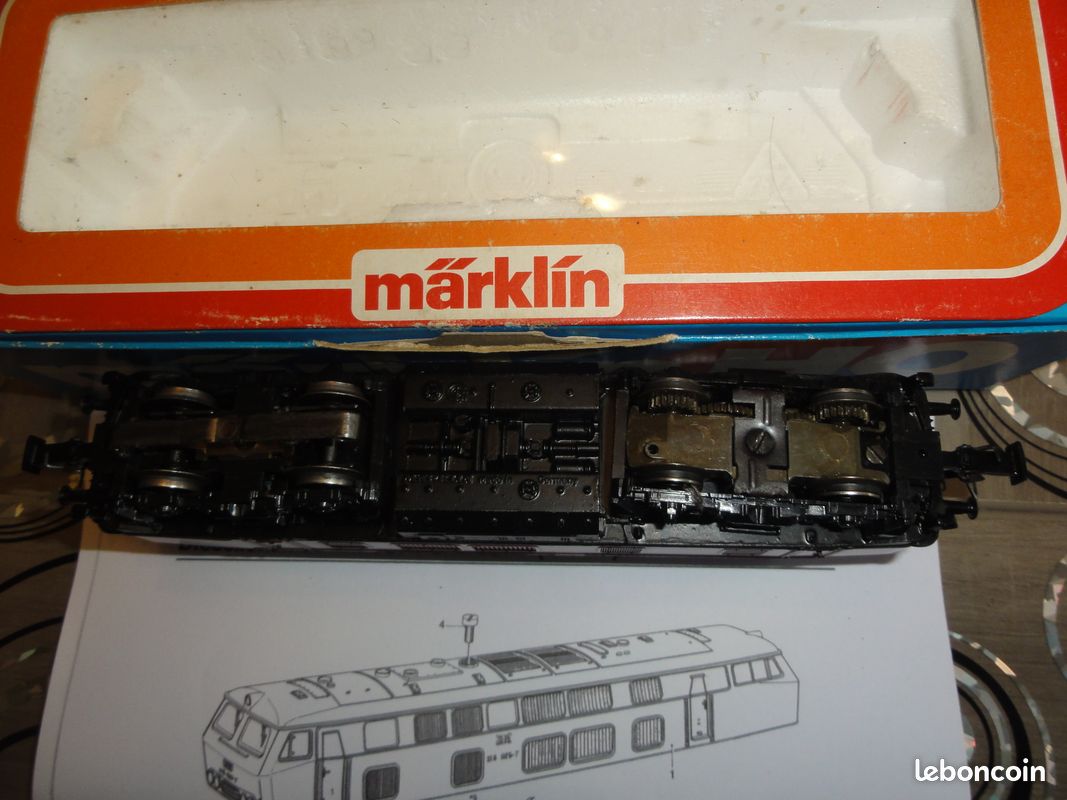 Märklin H0 - 3075 - Locomotive diesel (1) - BR 216, numérique