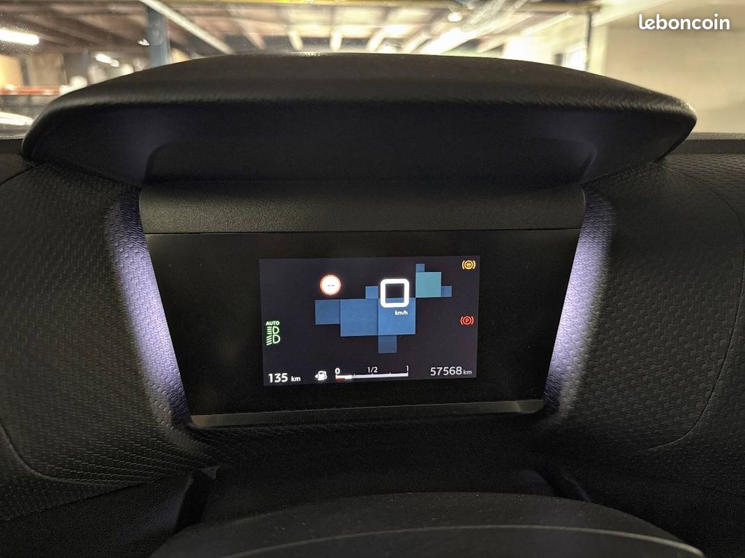 CITROEN C4 PureTech 130 S&S BVM6 Shine (image 14)