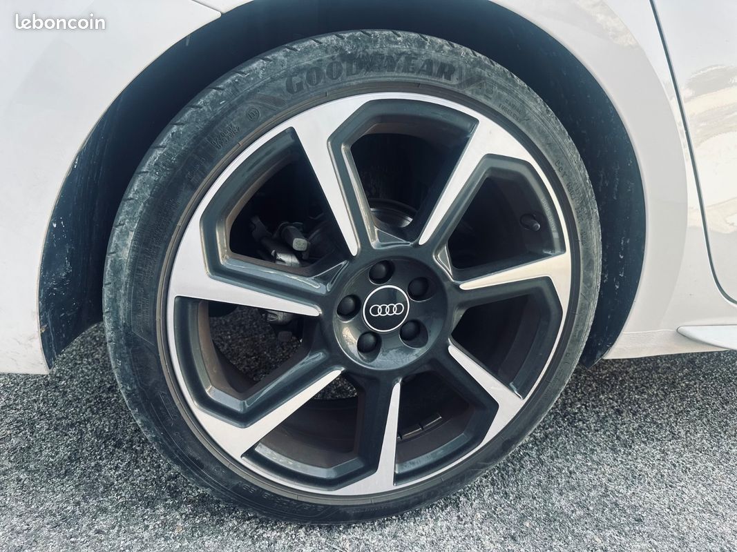 Audi A1 Sportback 35 TFSI 1.5 150CH S-line + CARPLAY + ECLAIRAGE D'AMBIANCE + 2EME MAIN + GARANTIE 12 MOIS (image 20)