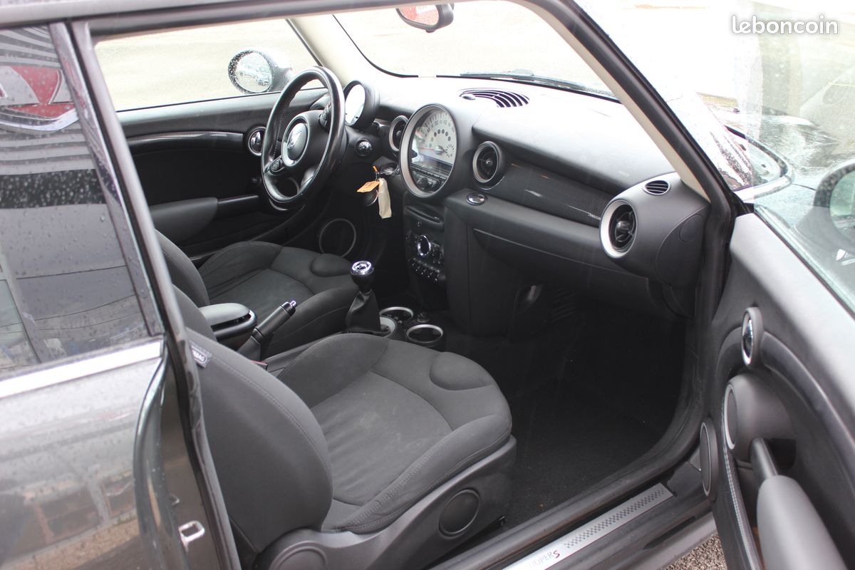Mini cooper s (image 5)