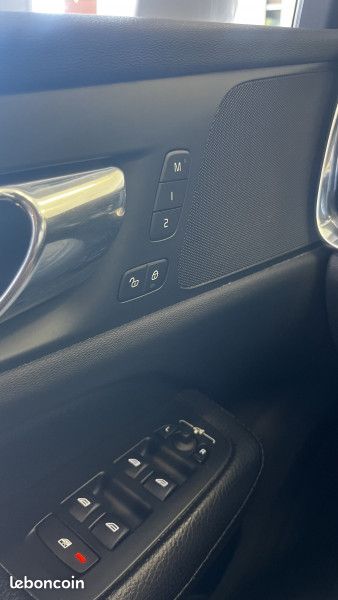 Volvo V60 D3 150CH ADBLUE MOMENTUM GEARTRONIC (image 26)