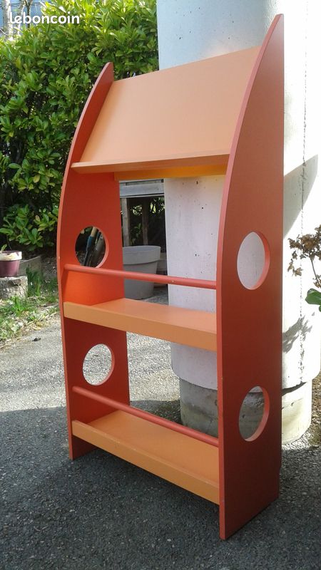 Bibliothèque enfant (image 1)