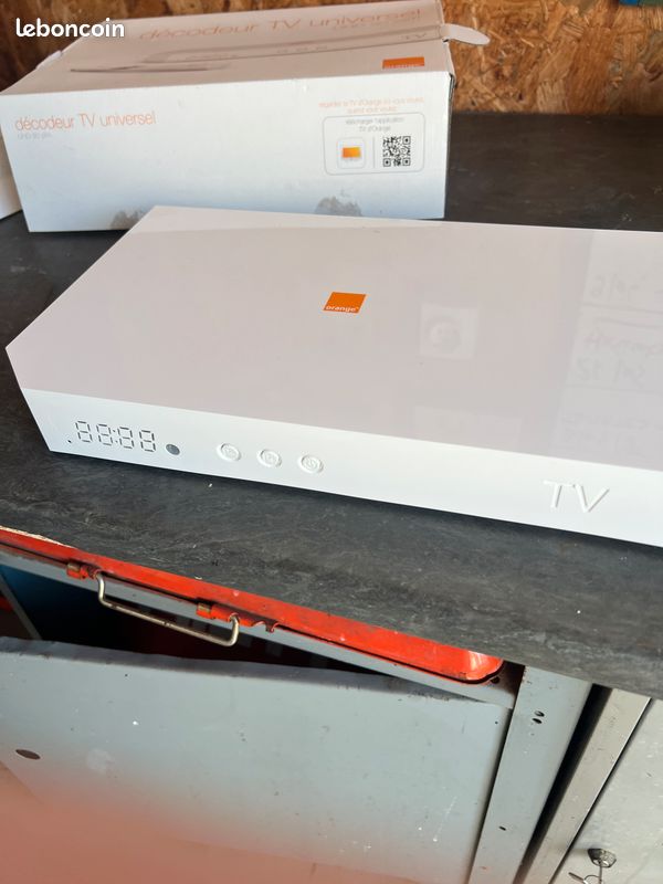 DÉCODEUR ORANGE LIVEBOX TV UHD 90 S RECY Sagemcom + Alimentation Officielle EUR 20,00 - FR DÉCODEUR ORANGE LIVEBOX TV UHD 90 S RECY Sagemcom + Alimentation Officielle EUR 20,00 - FR
