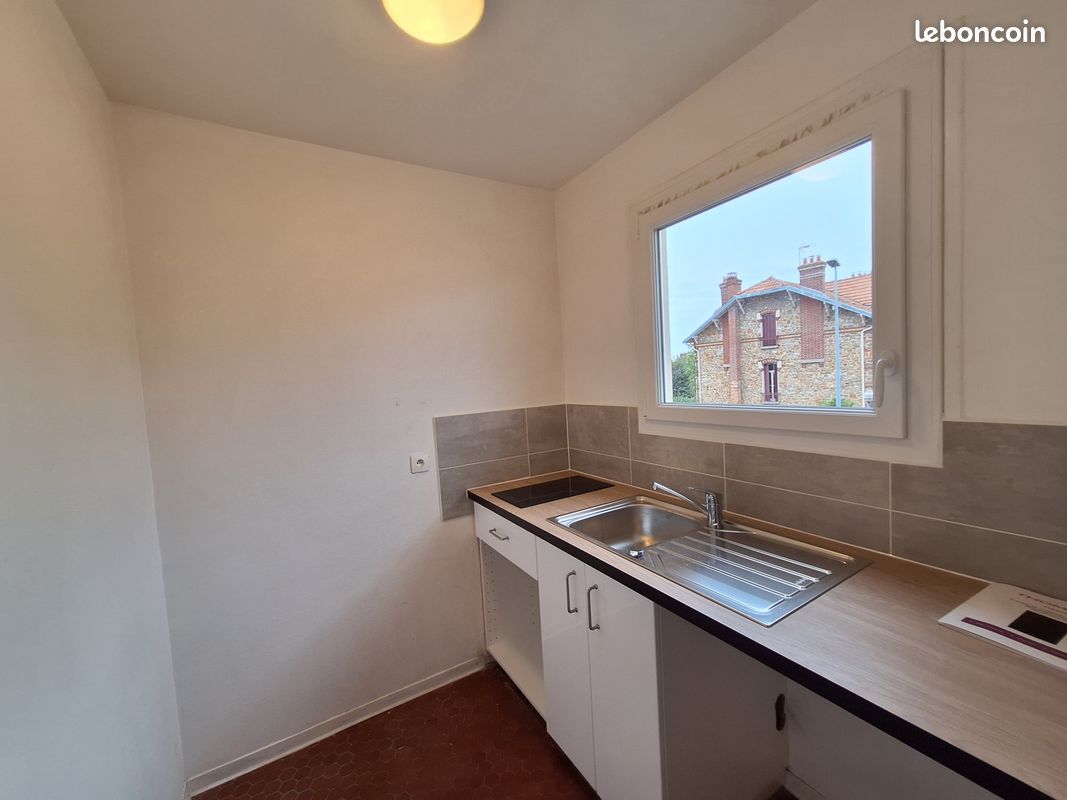 Appartement 1 pièce 27 m² · à Achères · 27 m² · 657 €/mois